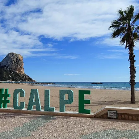 Mit Grossem Privatpool Und Herrlichem Meerblick Mit 4 Schlafzimmern Fuer Bis Zu 8 Personen * Calpe