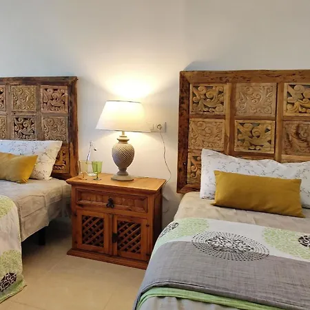 Mit Grossem Privatpool Und Herrlichem Meerblick Mit 4 Schlafzimmern Fuer Bis Zu 8 Personen * Calpe