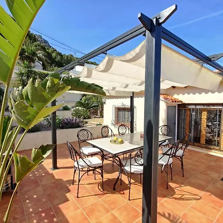 別荘 Mit Grossem Privatpool Und Herrlichem Meerblick Mit 4 Schlafzimmern Fuer Bis Zu 8 Personen *
