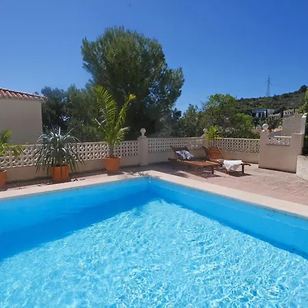 Mit Grossem Privatpool Und Herrlichem Meerblick Mit 4 Schlafzimmern Fuer Bis Zu 8 Personen 別荘 *